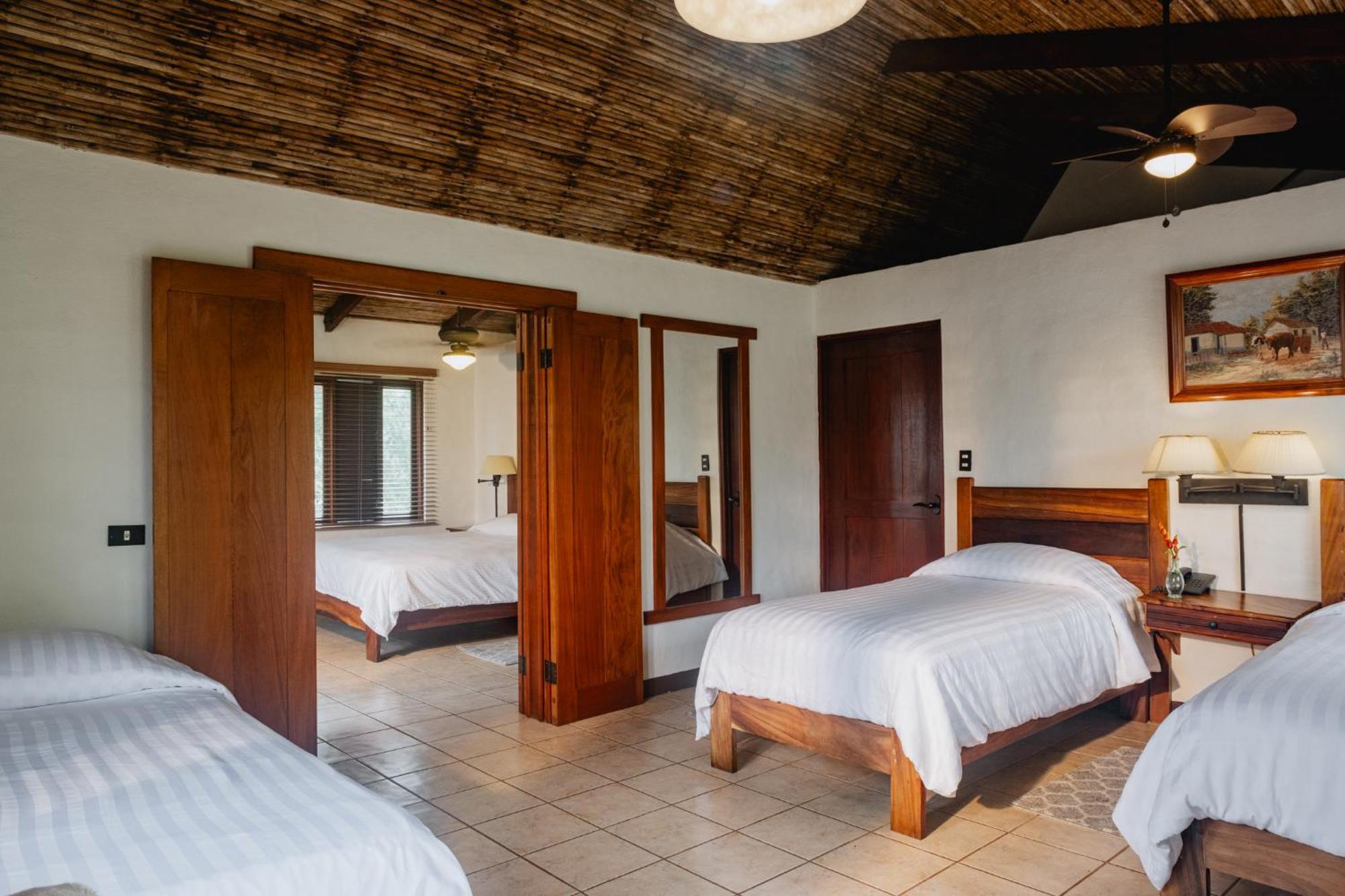 Villa Blanca Cloud Forest Hotel & Retreat San Ramón Rom bilde