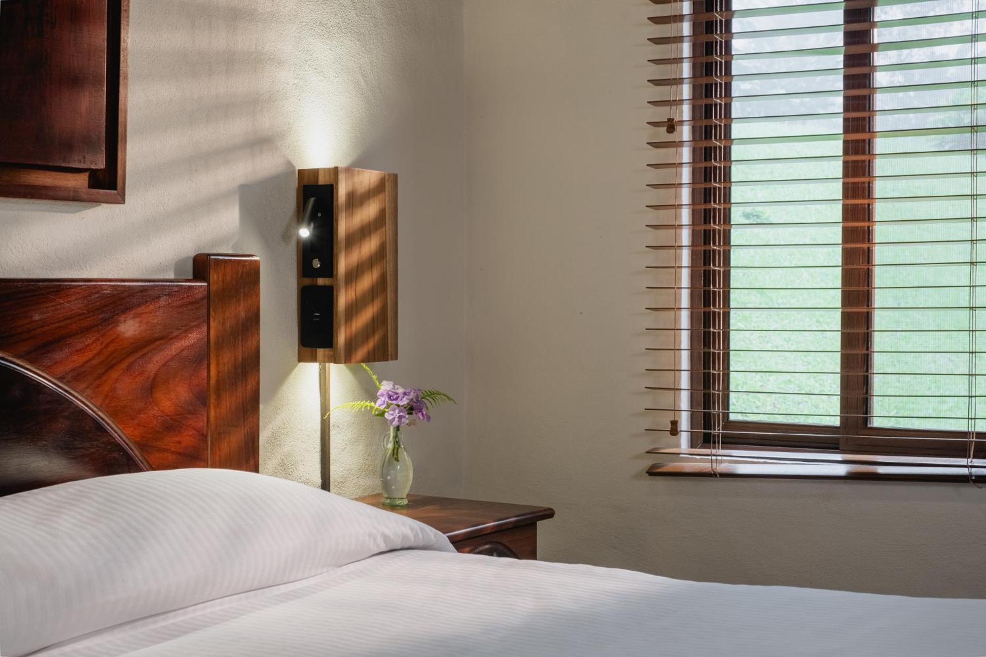 Villa Blanca Cloud Forest Hotel & Retreat San Ramón Rom bilde